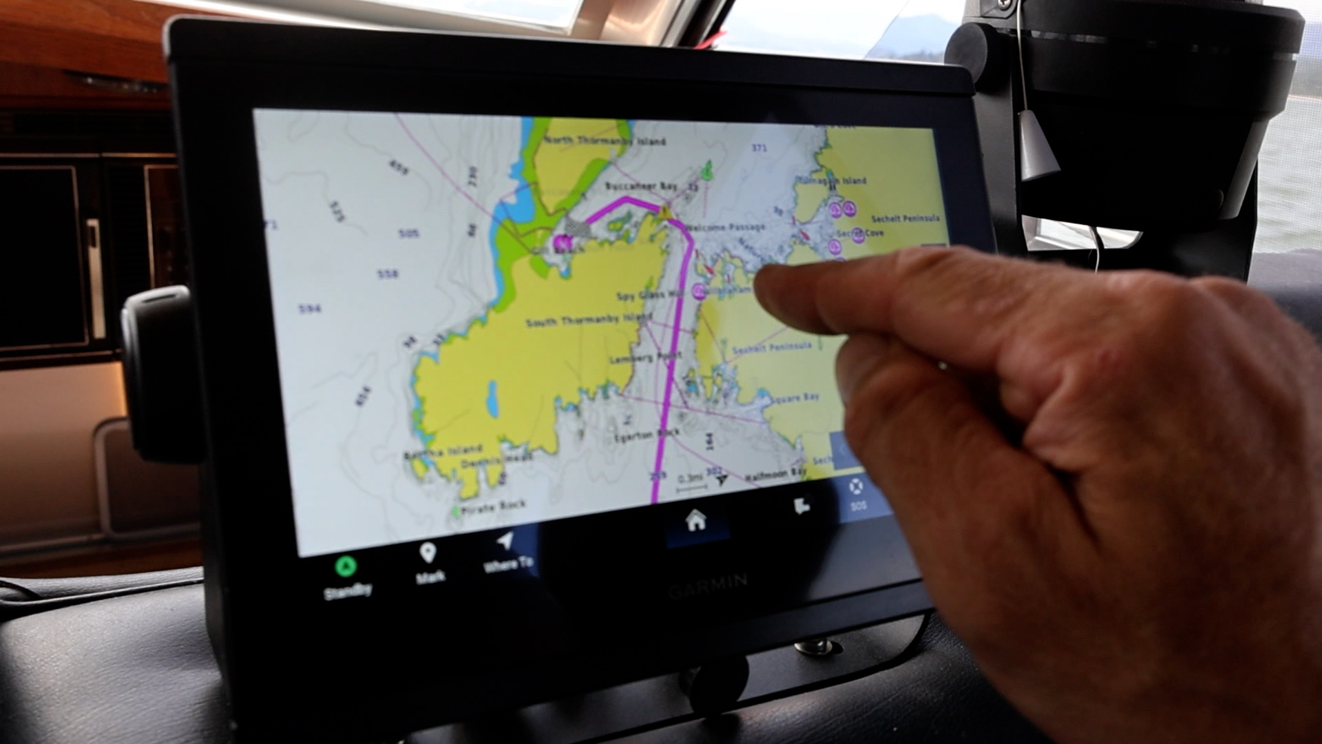 Garmin chartplotter showing the route north to Thormanby Island